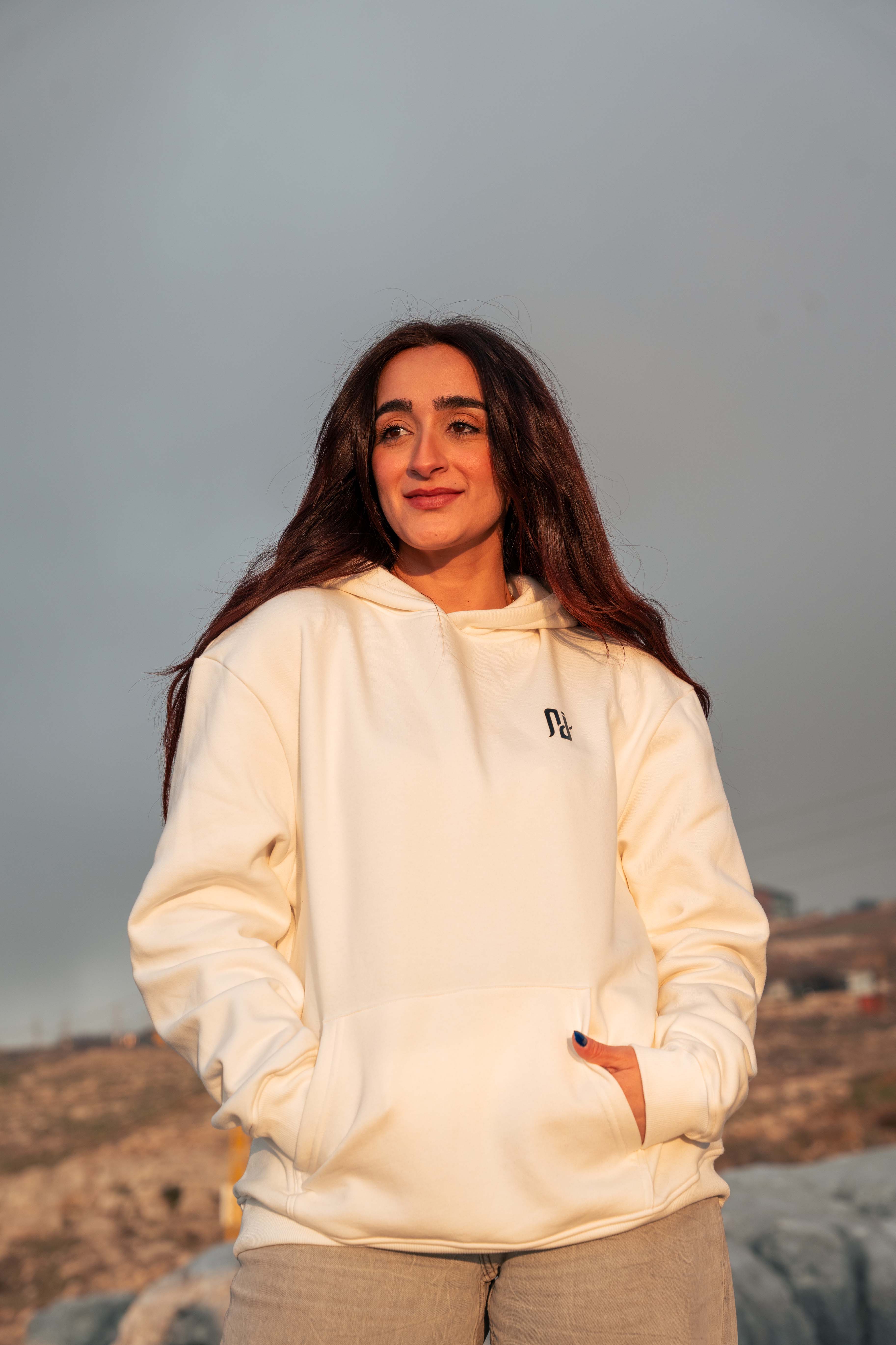 Relaxed fit hoodie off white - Staring intently